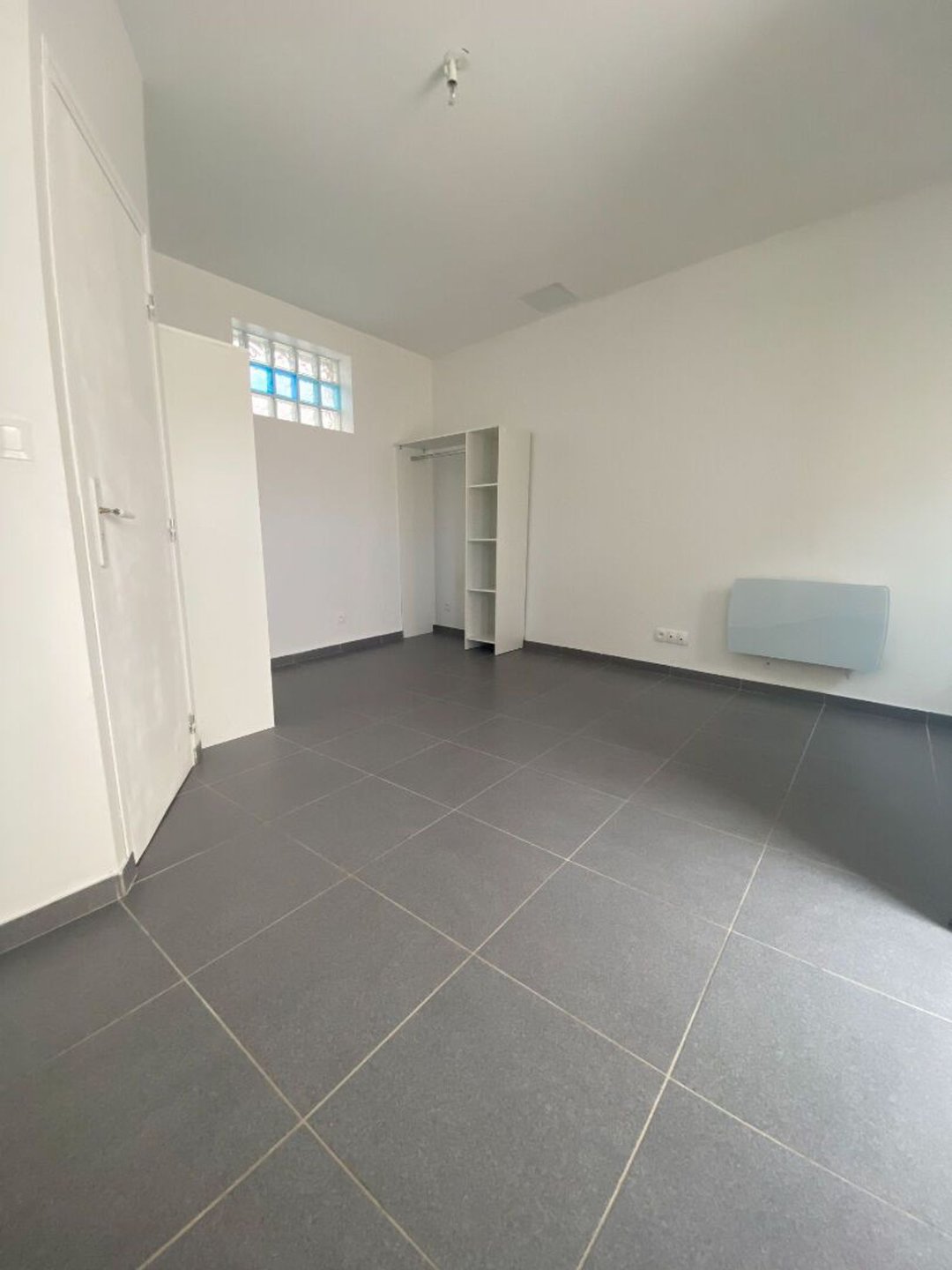 Appartement à louer, 21m², Saint-Quentin