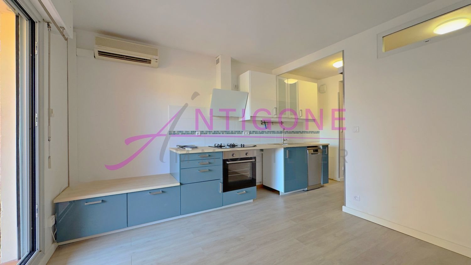 Appartement à louer, 25m², Sanary-sur-Mer