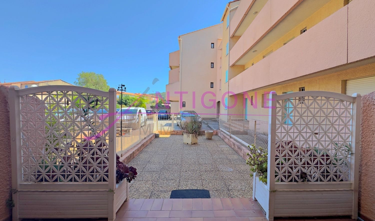 Appartement à louer, 25m², Sanary-sur-Mer