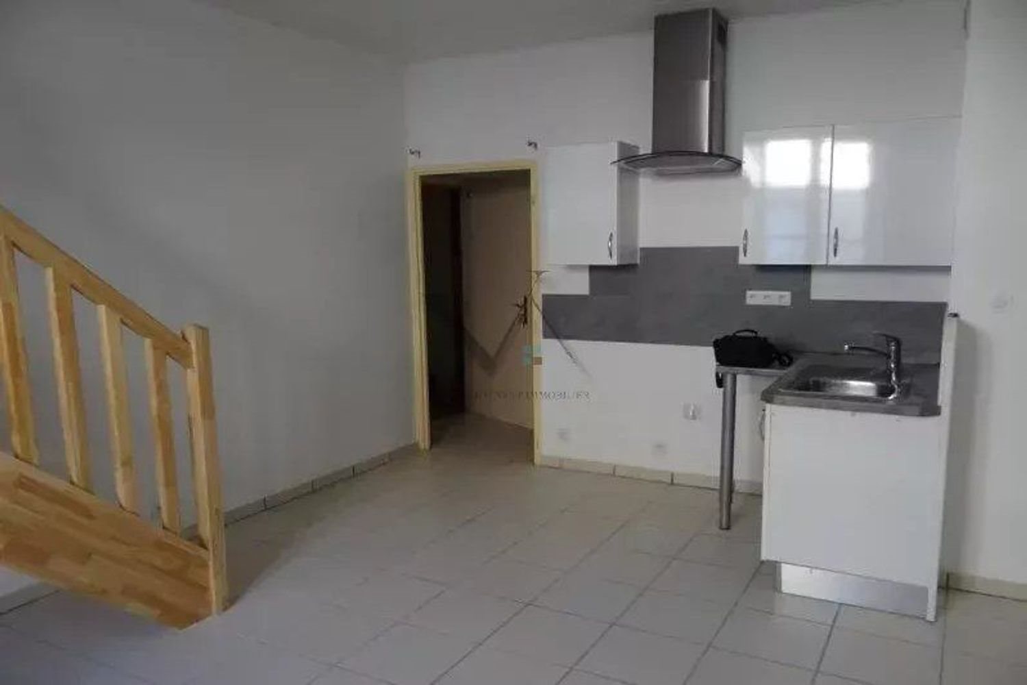 Appartement à louer, 34m², Rochemaure