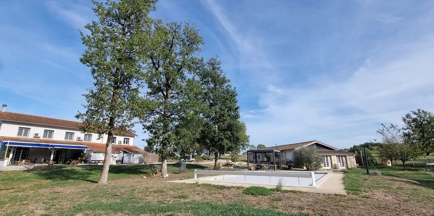 Maison à vendre, 300m², Montpezat-de-Quercy