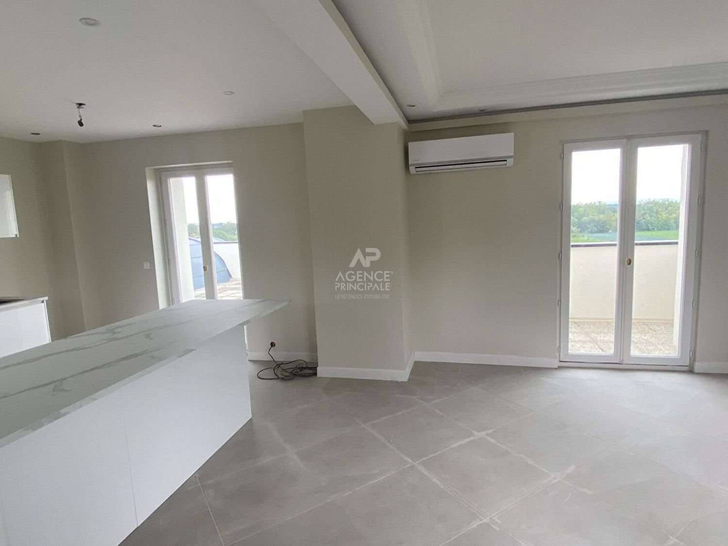 Appartement à louer, 135m², Le Mesnil-le-Roi