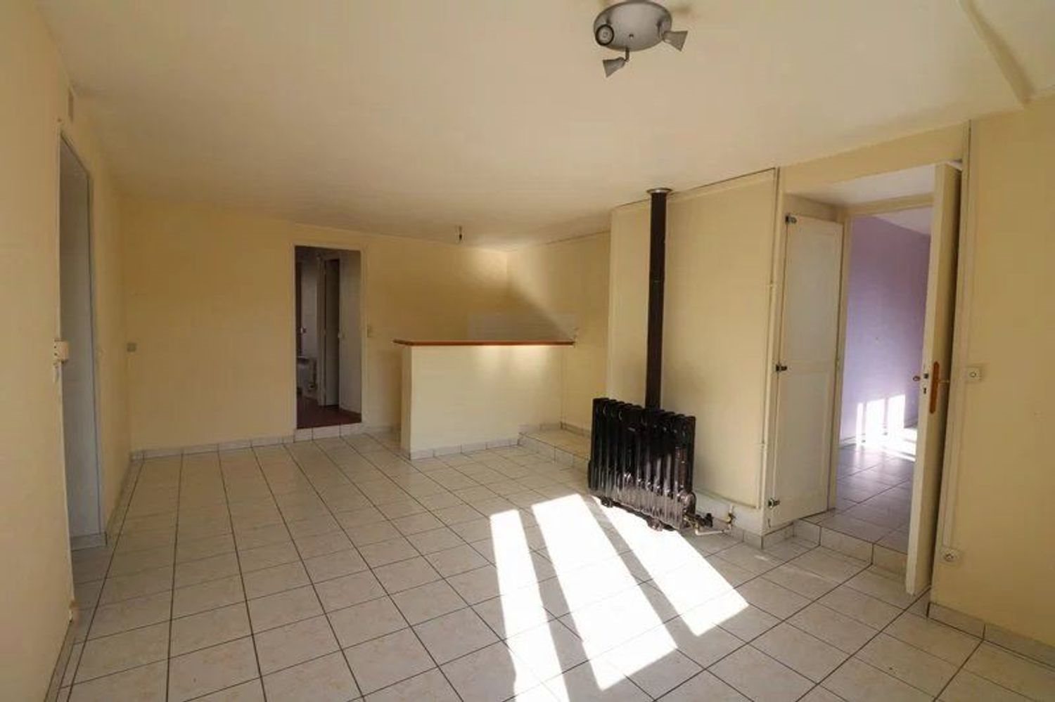 Appartement à louer, 45m², Saint-Pierre-le-Moûtier