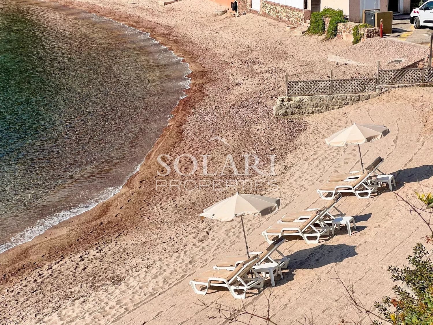 Maison à louer, 350m², Théoule-sur-Mer