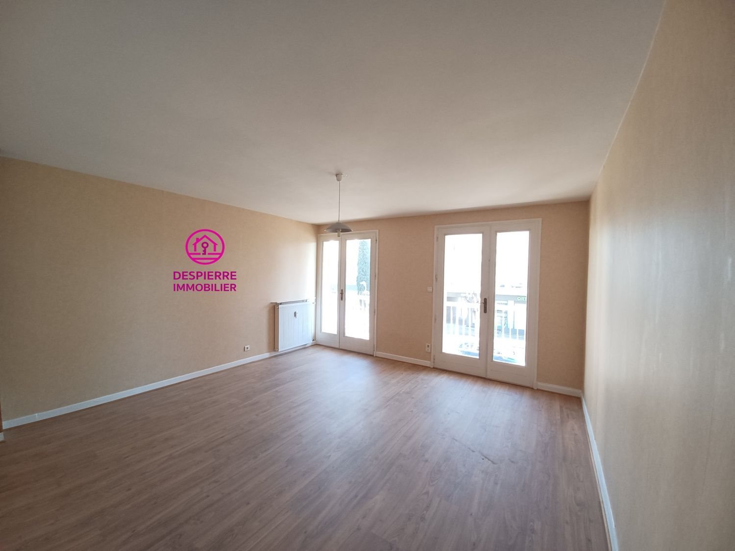 Appartement à vendre, 85m², Roussillon