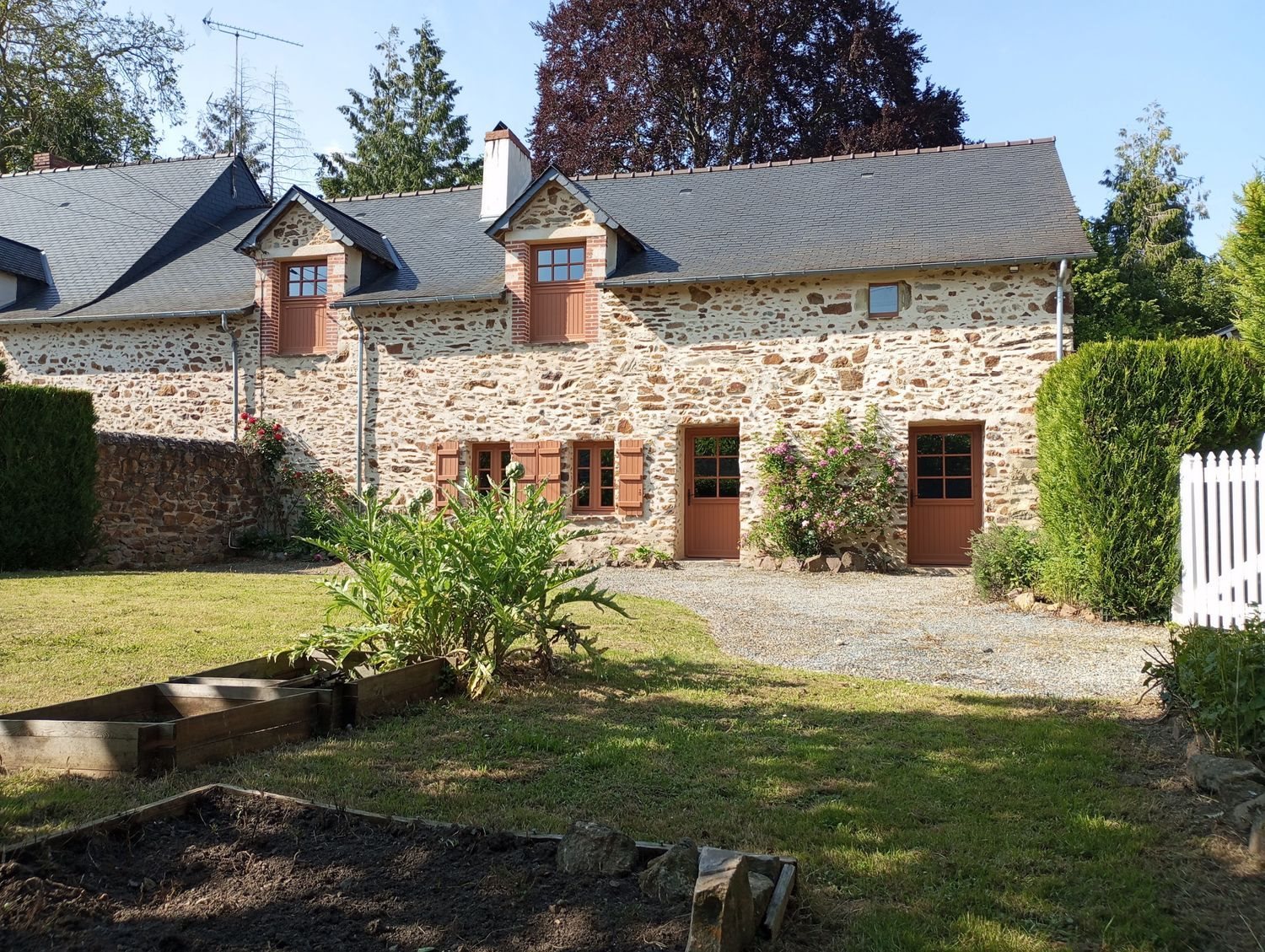 Maison à louer, 148m², Montigné-le-Brillant
