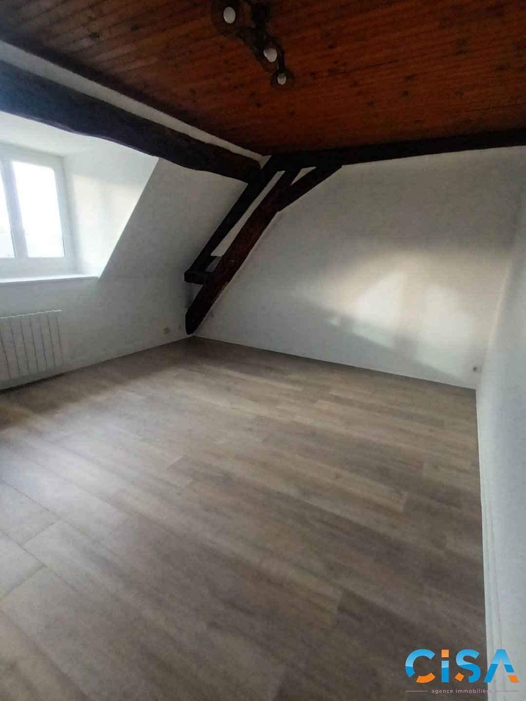 Appartement à louer, 37m², Pont-Sainte-Maxence