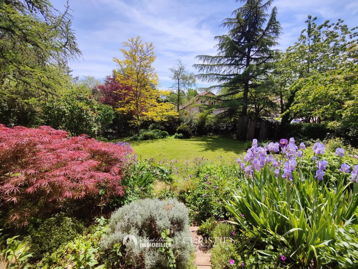 Maison à vendre, 285m², Gex