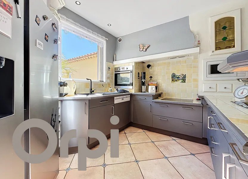 Maison à vendre, 160m², Roquebrune-sur-Argens