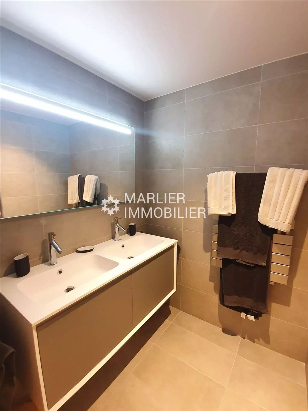 Appartement à louer, 79m², Megève