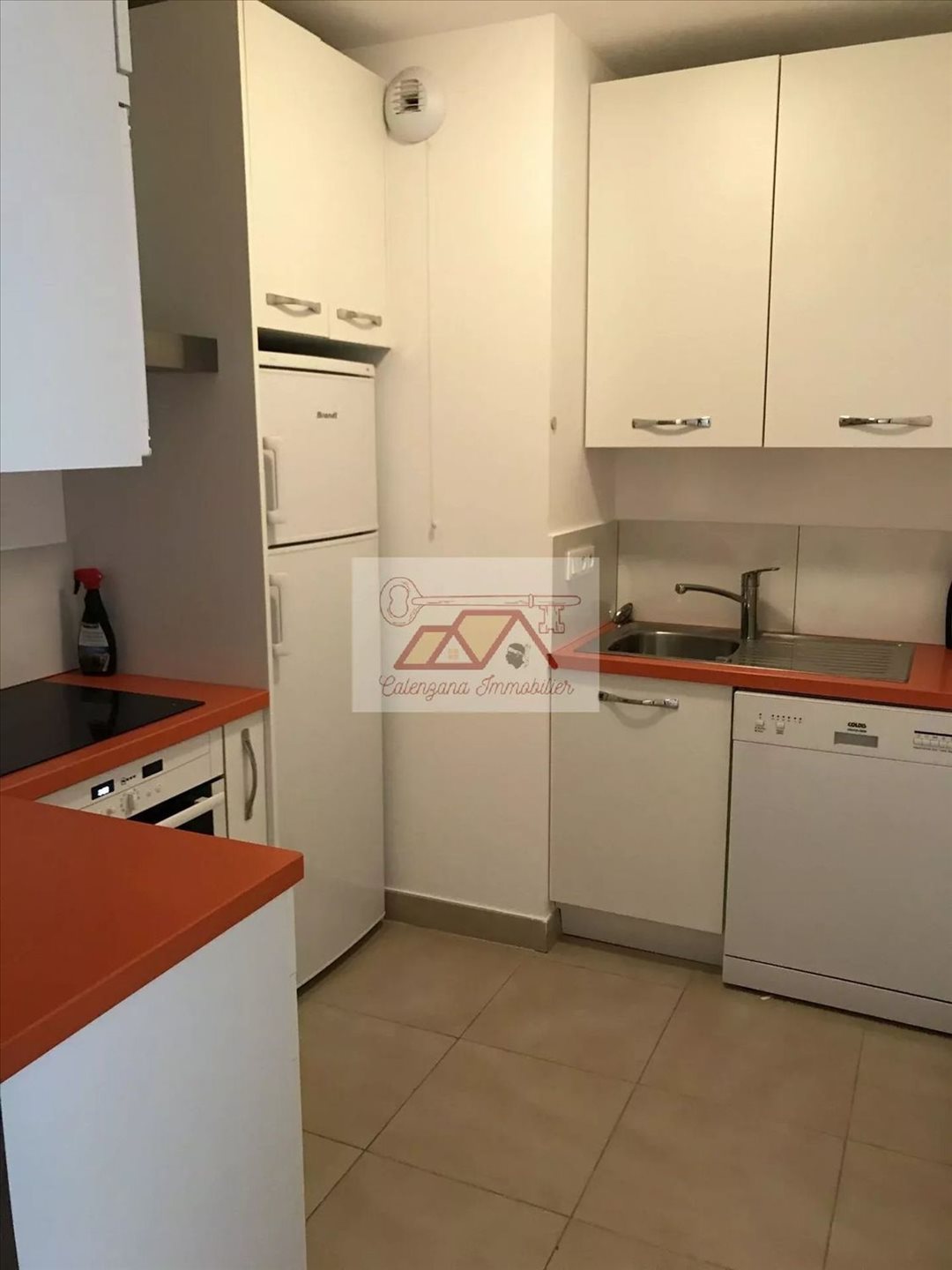 Appartement à louer, 80m², Calvi