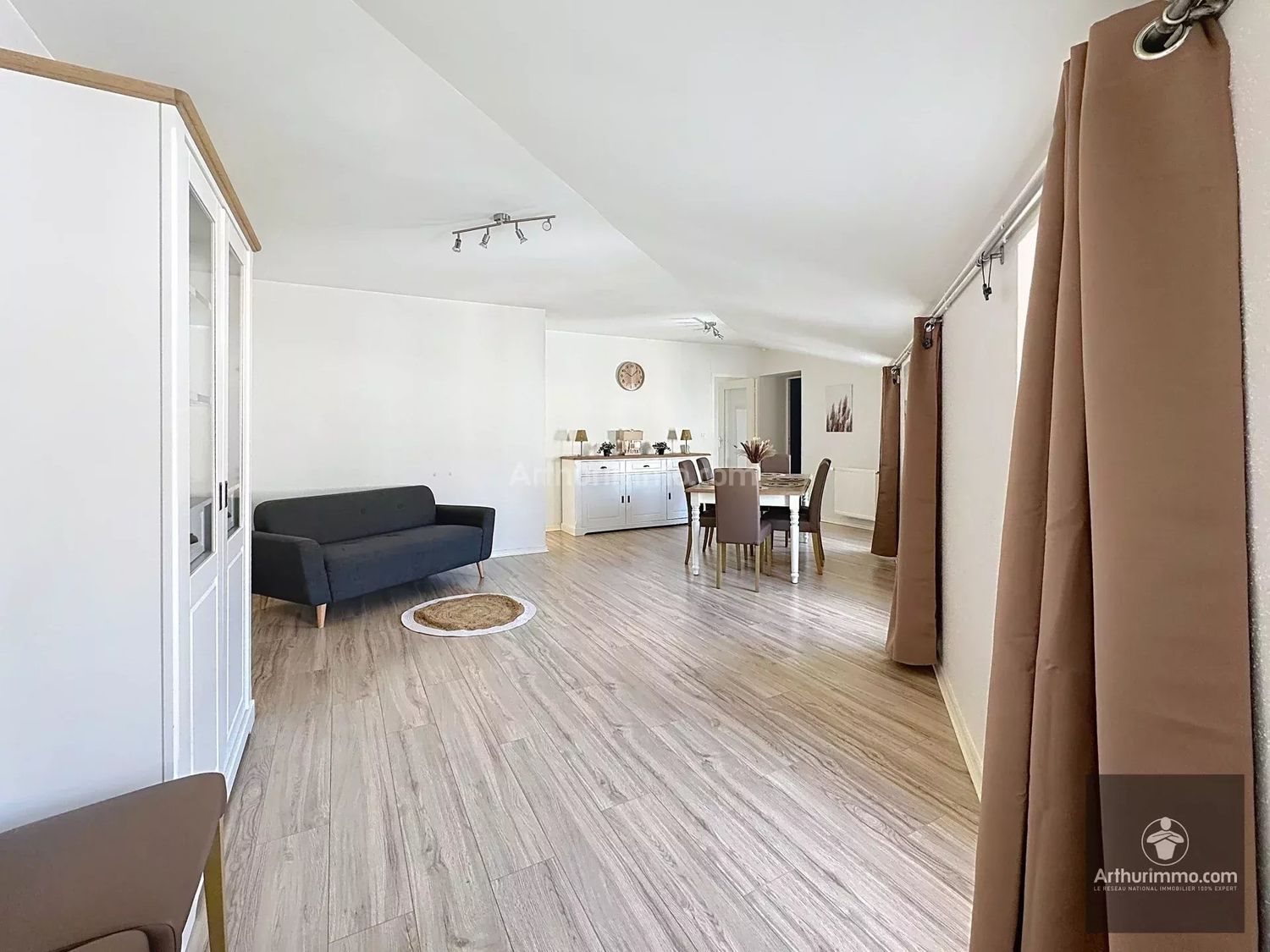 Appartement à louer, 80m², Roanne