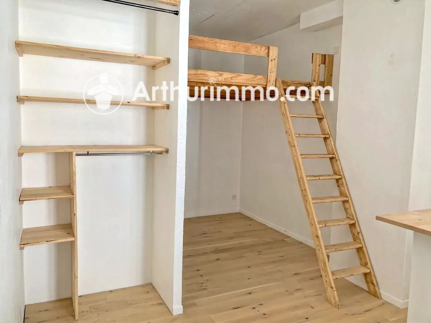 Appartement à louer, 18m², Trévoux