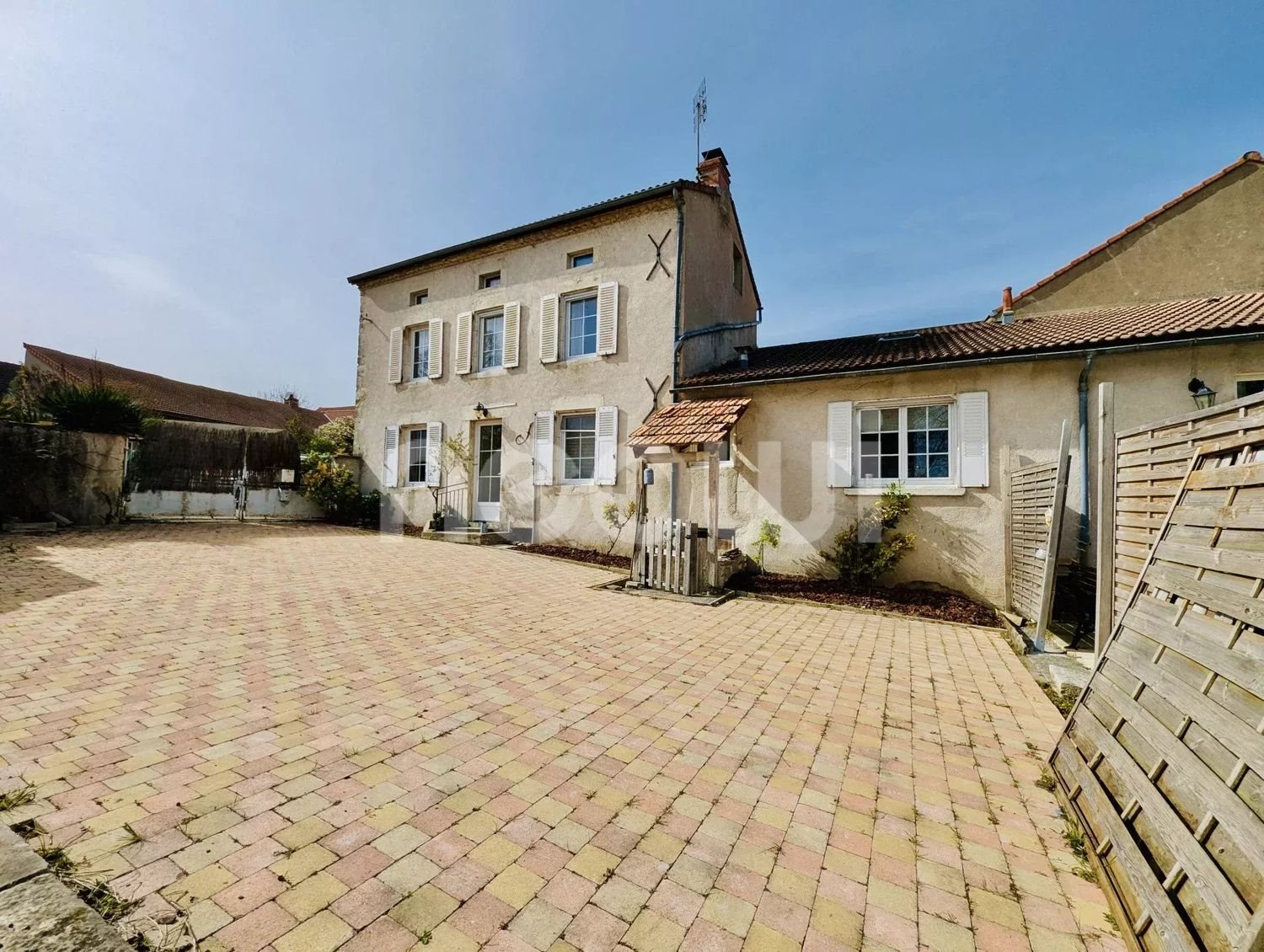 Maison à vendre, 156m², Vensat