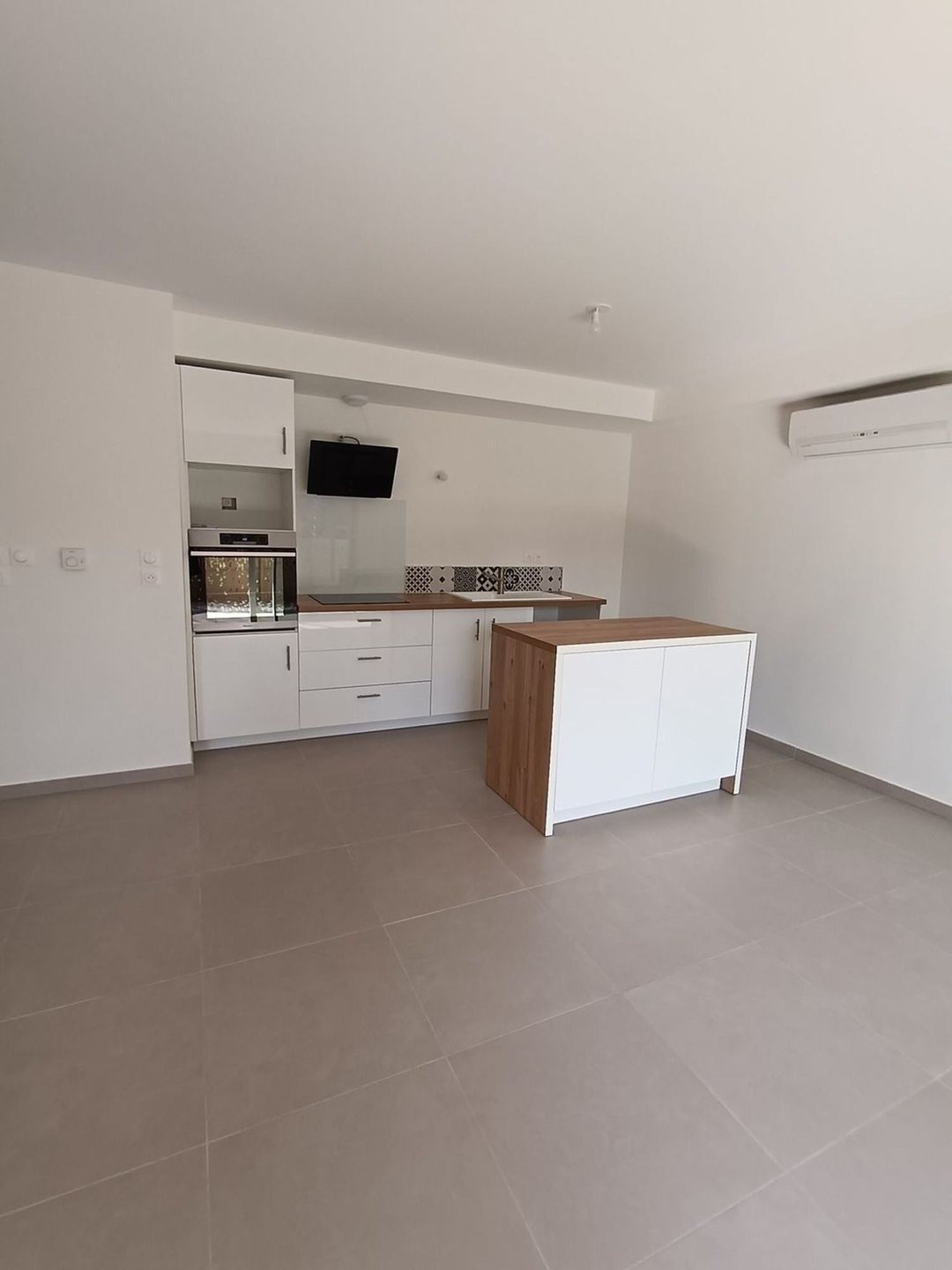 Appartement à louer, 69m², Crest
