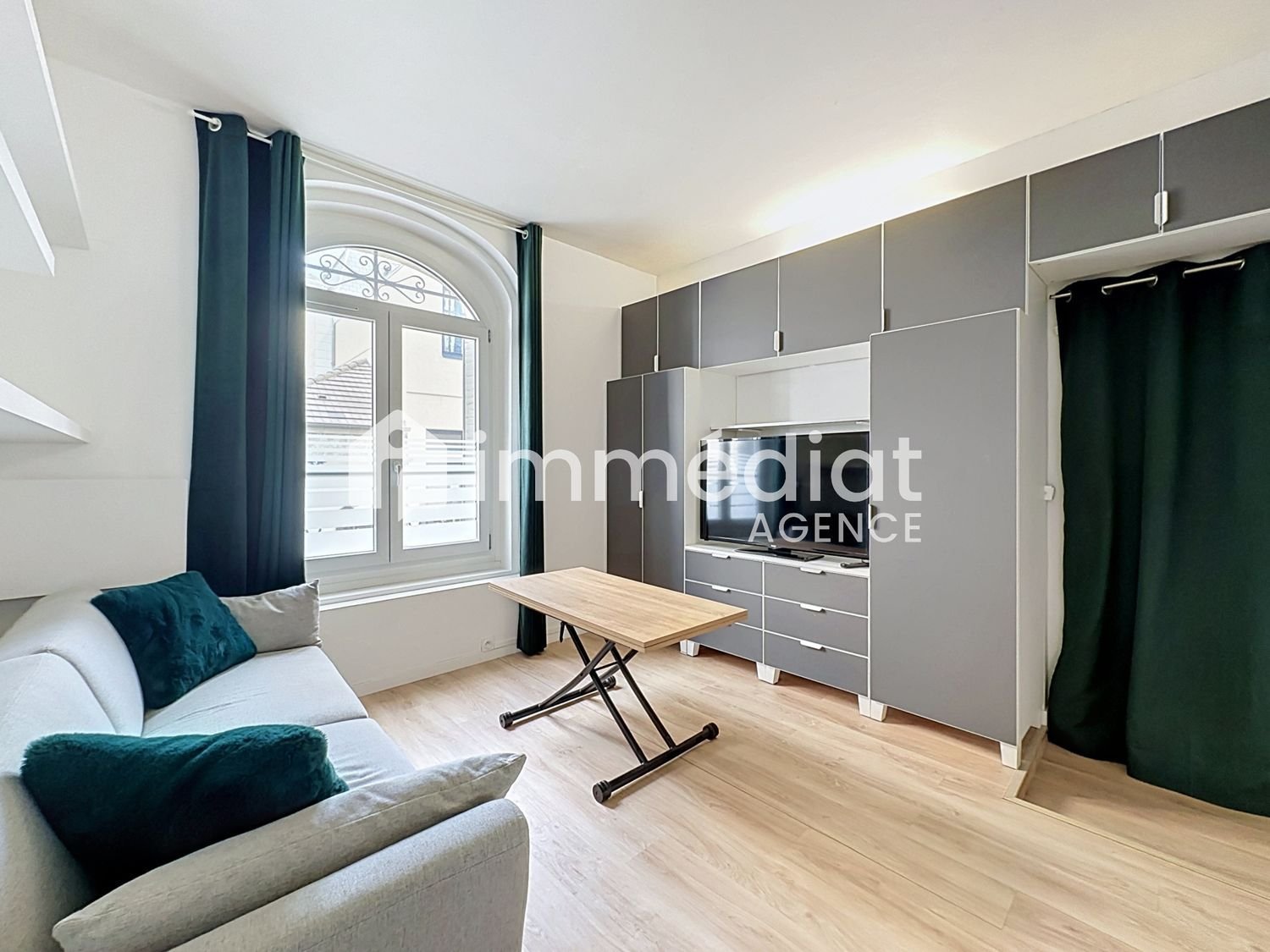 Appartement à louer, 25m², Nanterre