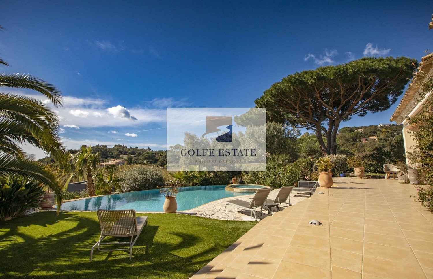 Maison à vendre, 170m², La Croix-Valmer