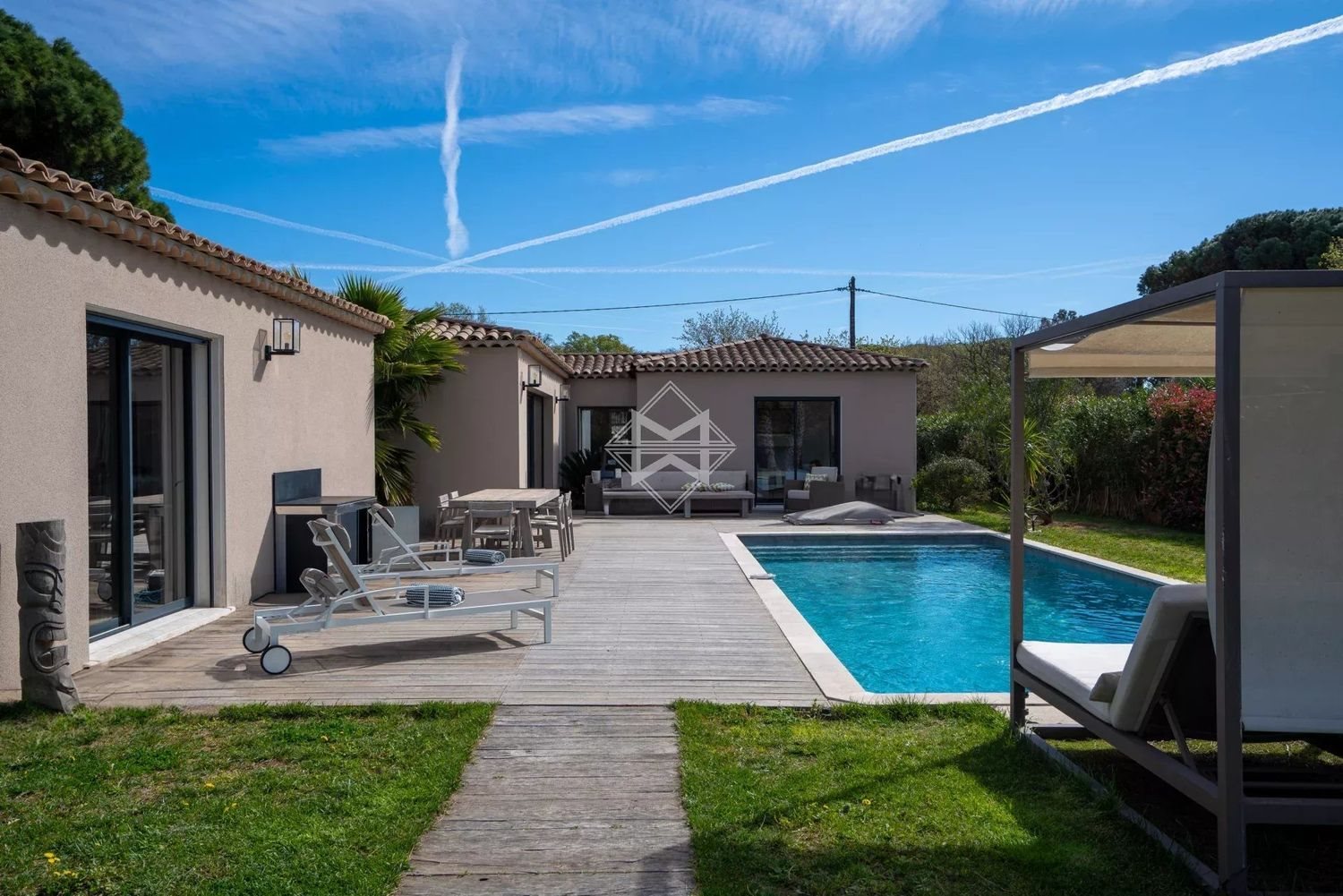 Maison à louer, 147m², Grimaud