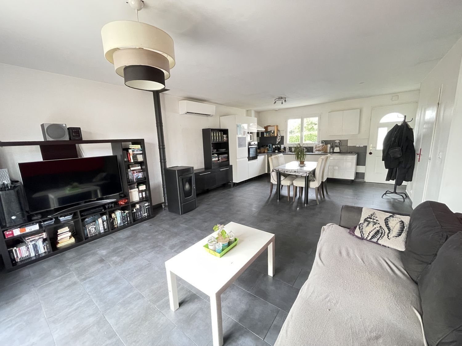 Maison à vendre, 74m², La Tour-du-Crieu