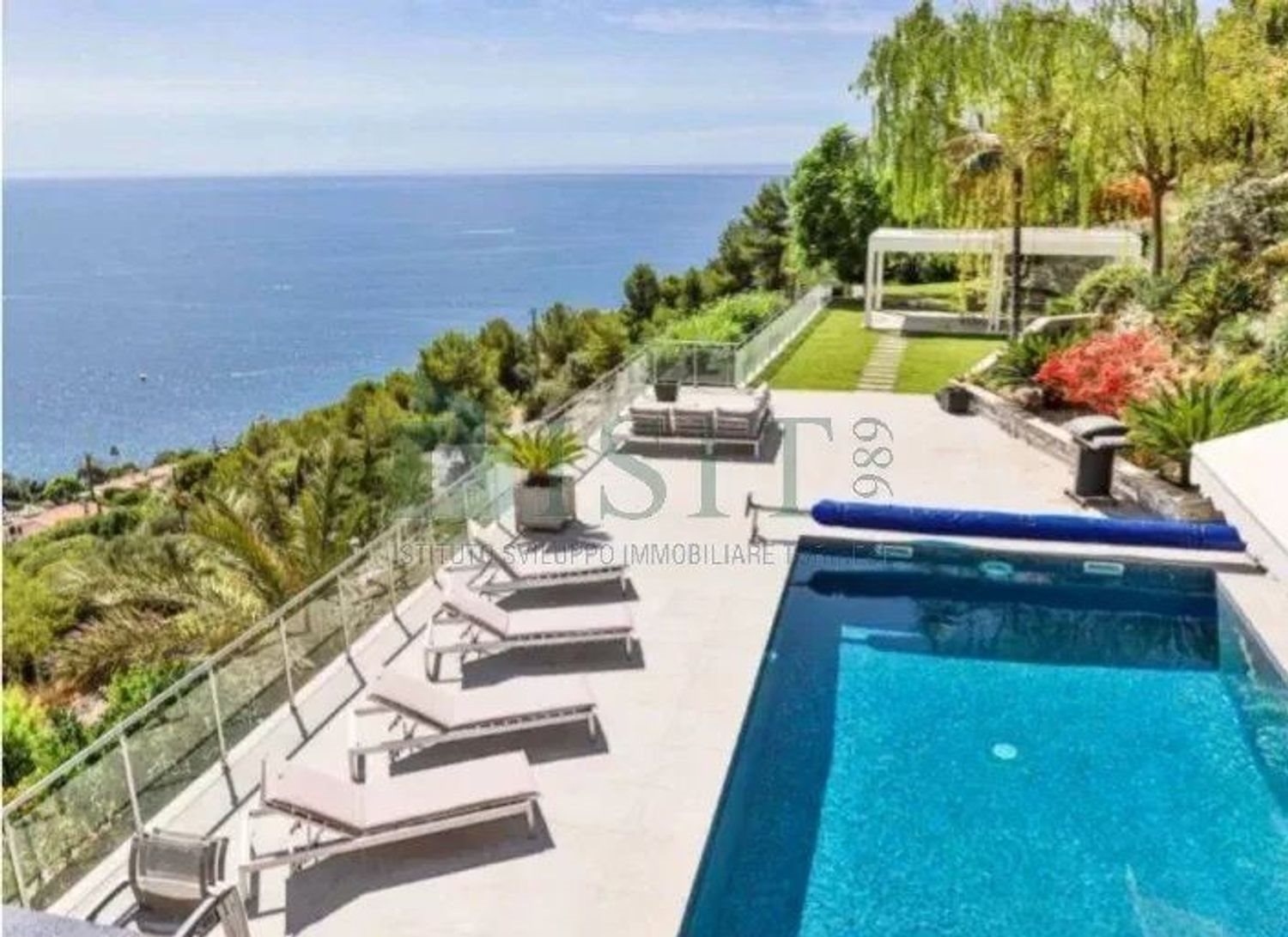 Maison à vendre, 323m², Èze