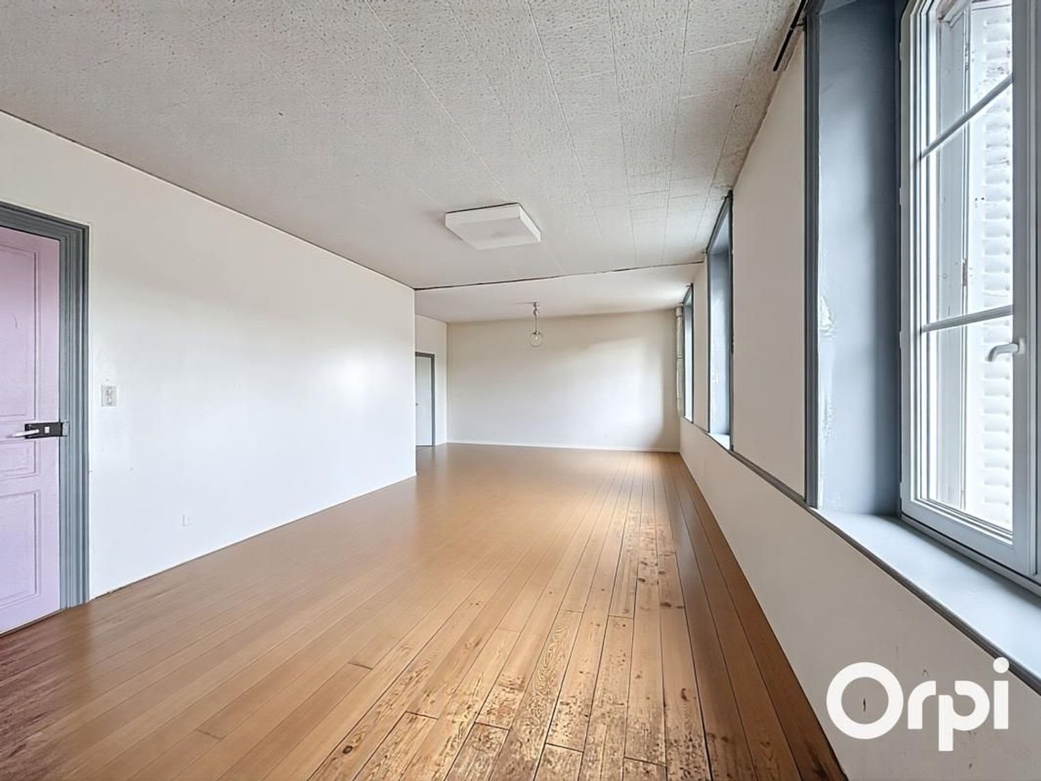 Maison à vendre, 170m², Chalinargues