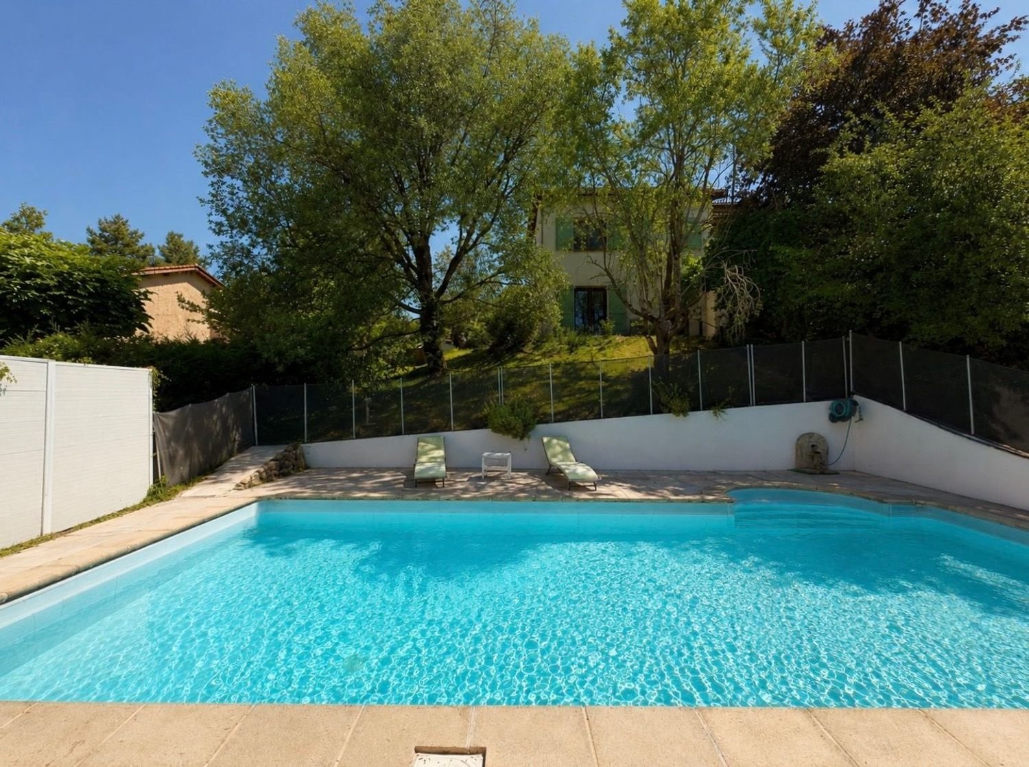 Maison à vendre, 160m², Lissieu