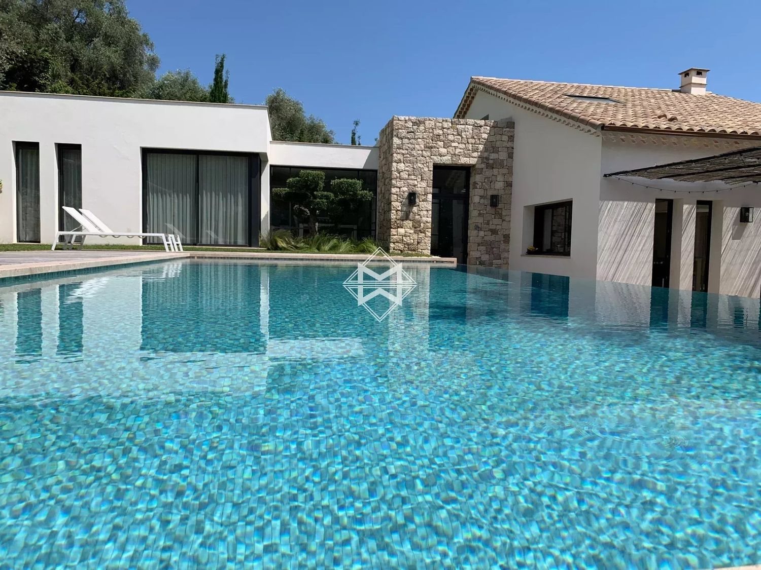 Maison à louer, 300m², Mougins