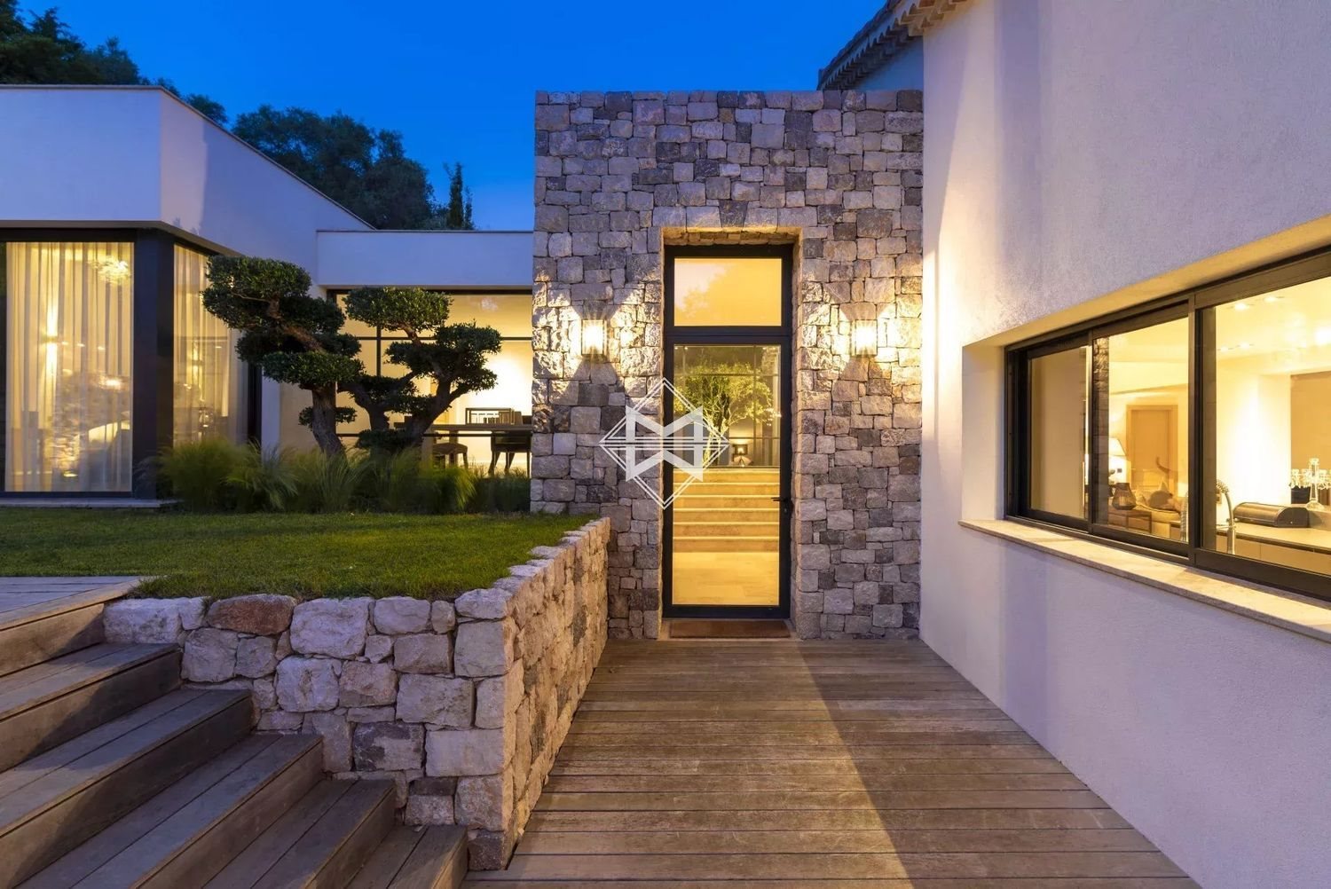 Maison à louer, 300m², Mougins