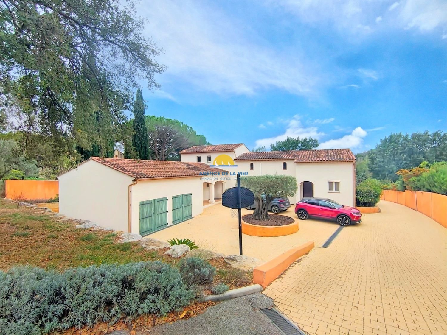 Maison à vendre, 197m², Bagnols-en-Forêt