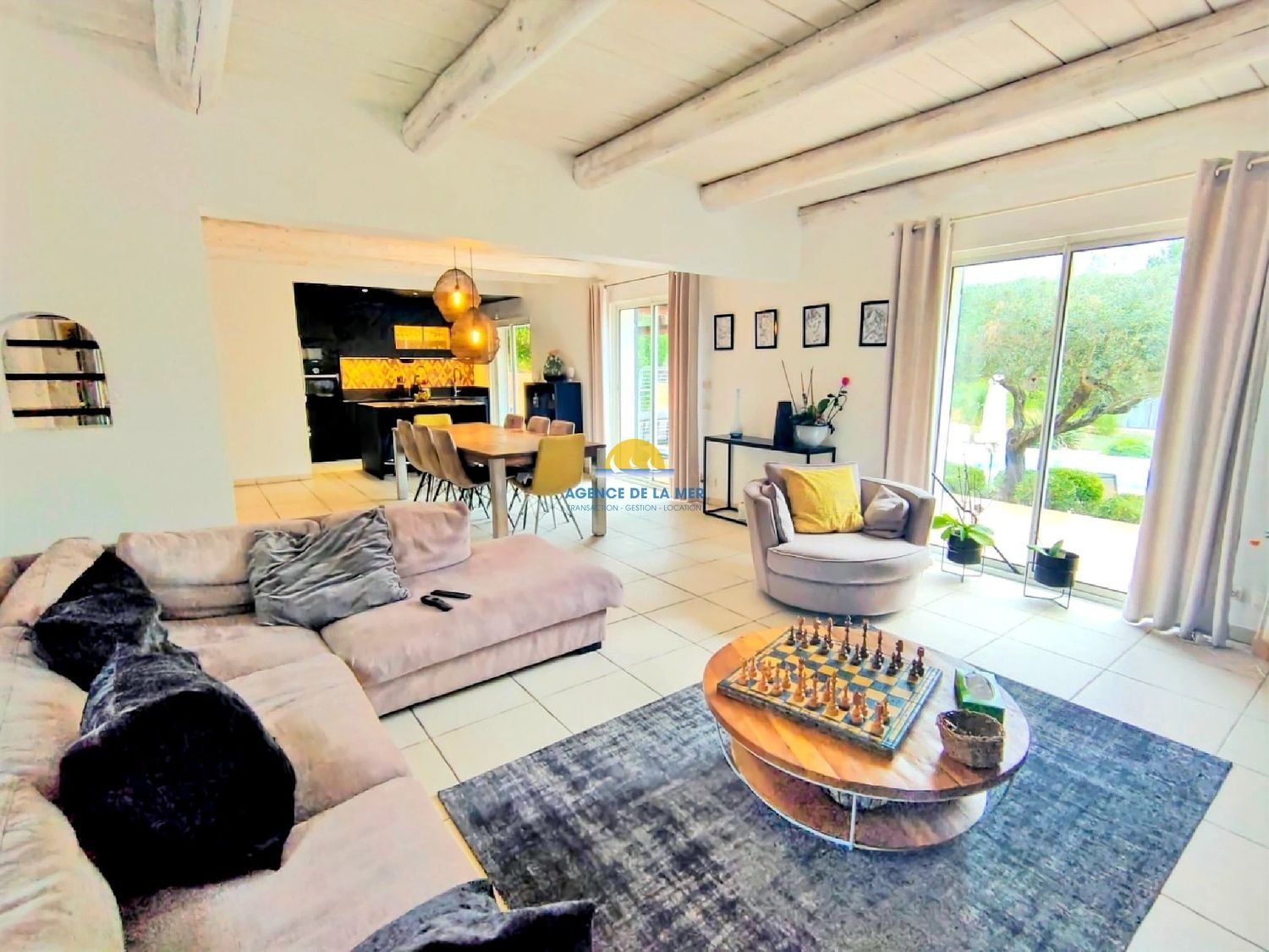 Maison à vendre, 197m², Bagnols-en-Forêt