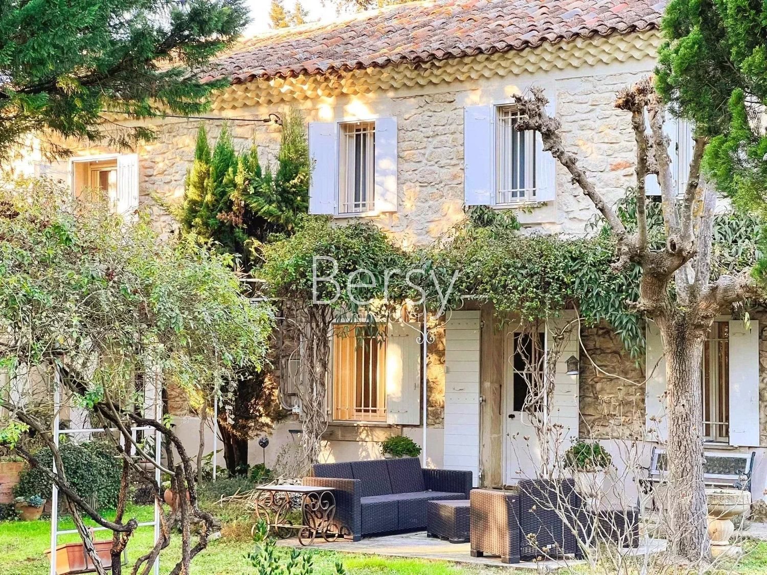 Maison à vendre, 240m², Pernes-les-Fontaines