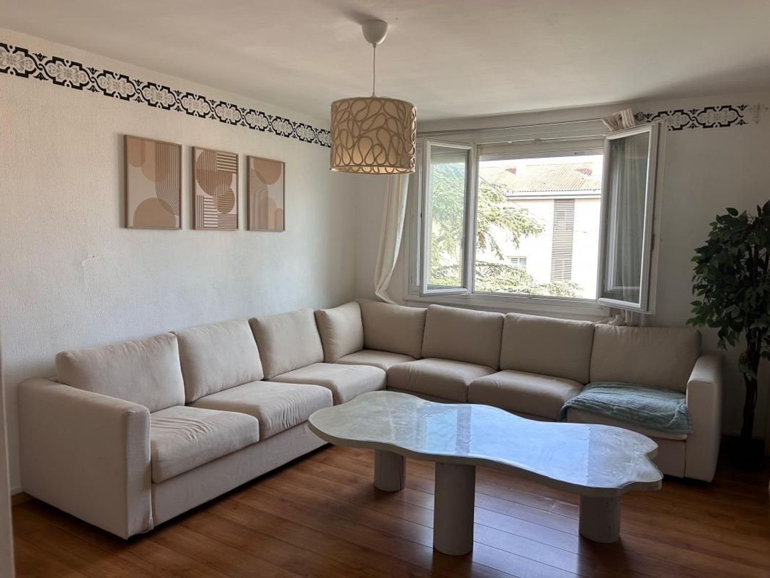 Appartement à vendre, 71m², Saint-Paul-Trois-Châteaux
