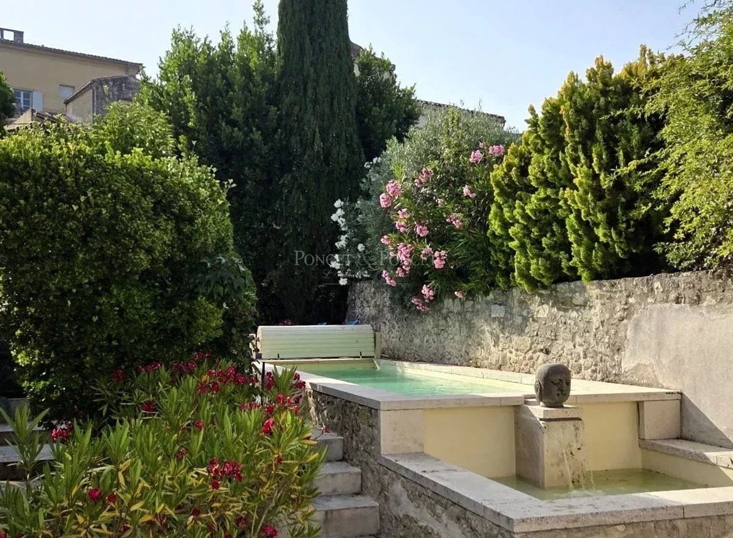 Maison à vendre, 265m², Uzès