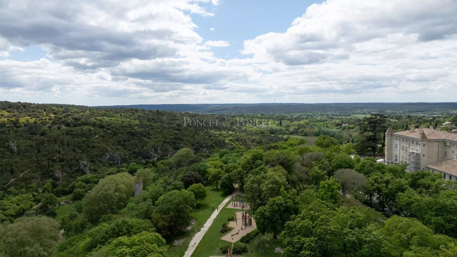 Maison à vendre, 265m², Uzès