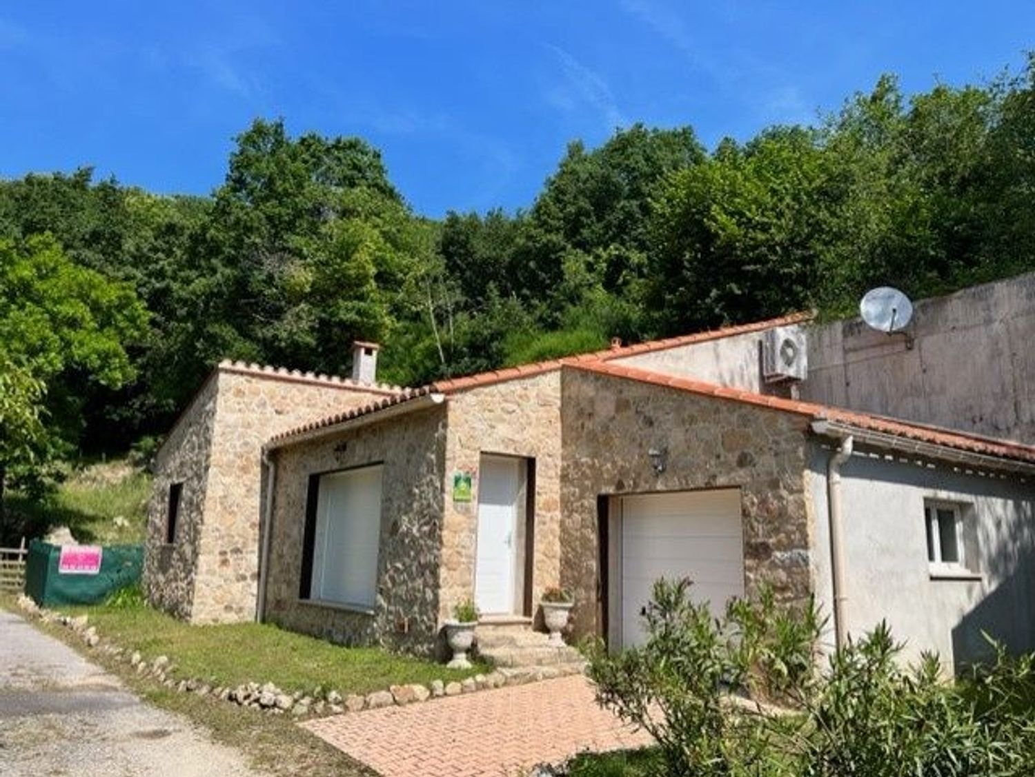 Maison à vendre, 76m², Saint-Laurent-de-Cerdans