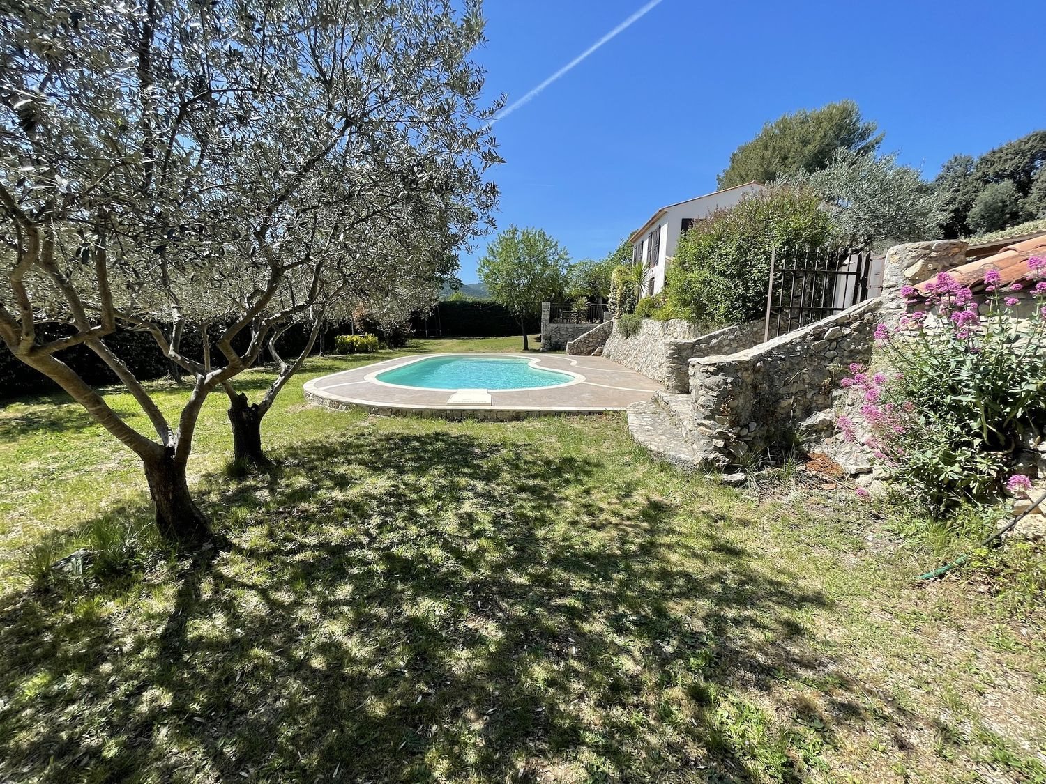 Maison à vendre, 160m², Figanières