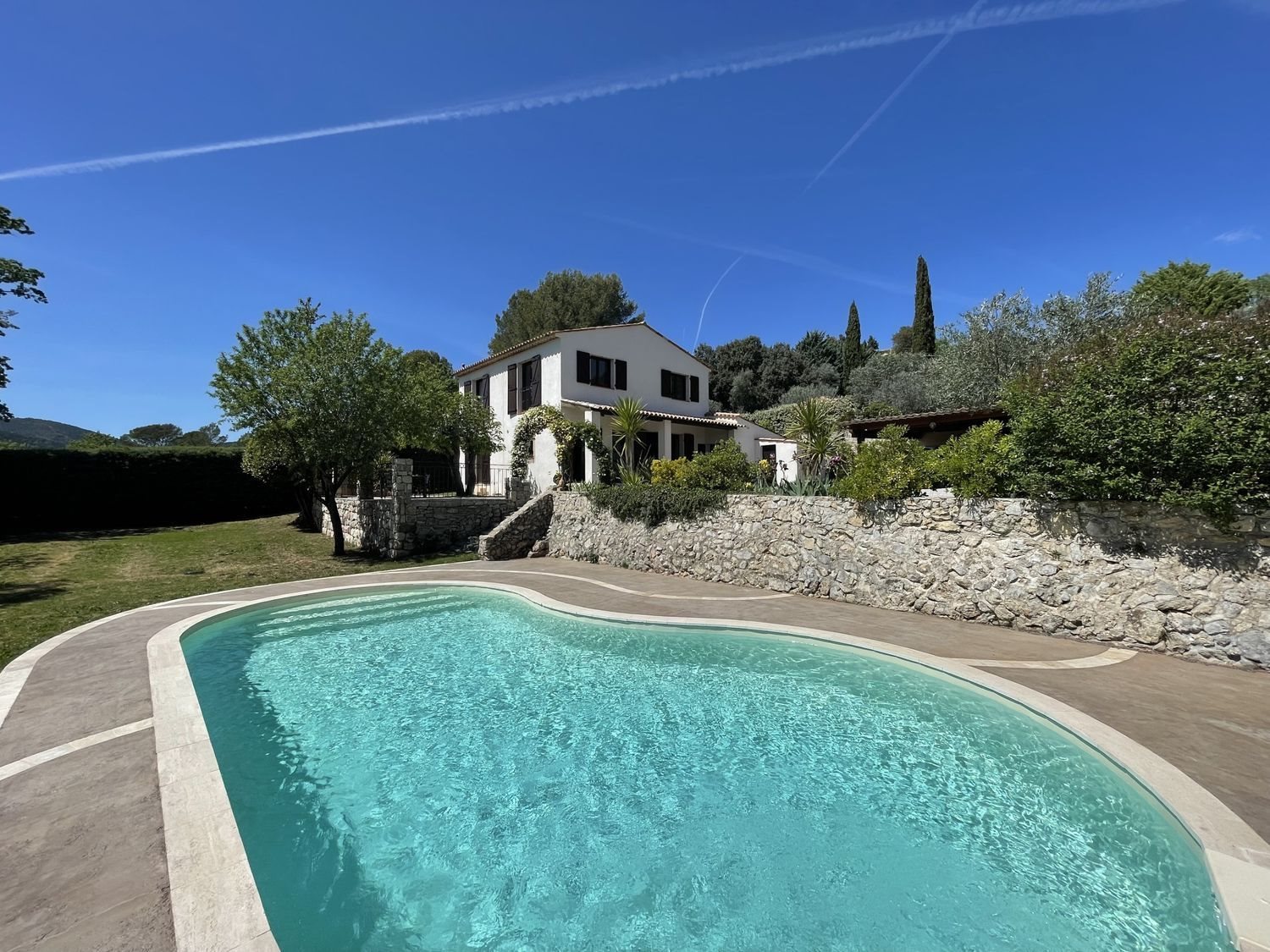 Maison à vendre, 160m², Figanières