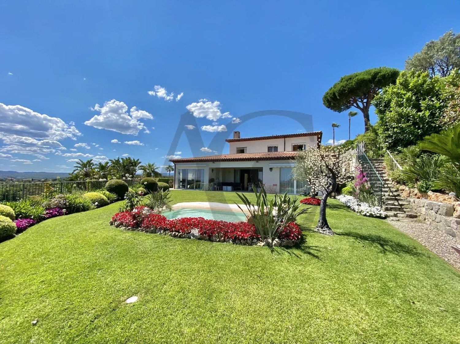 Maison à vendre, 395m², Villeneuve-Loubet