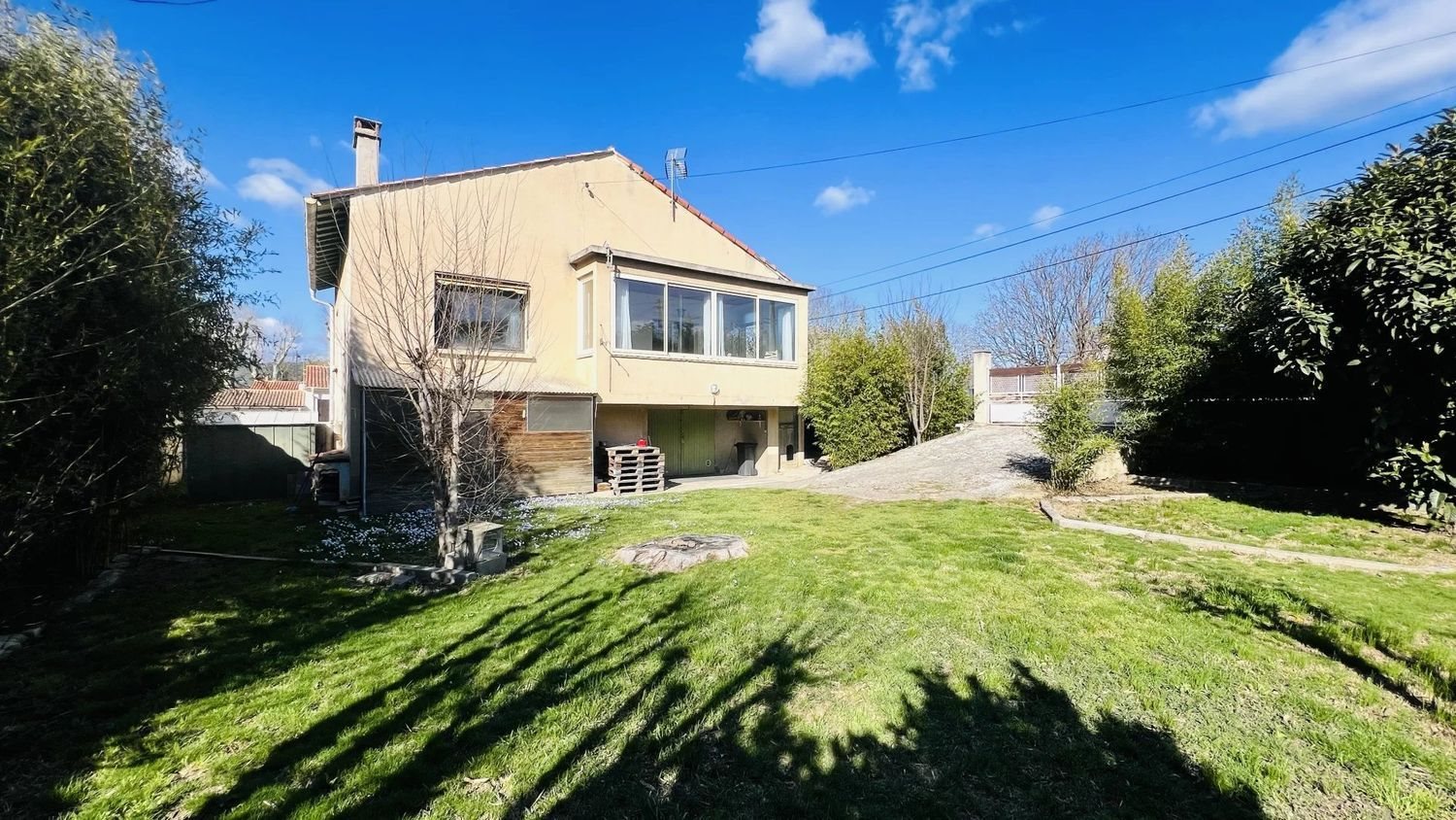 Maison à louer, 81m², Peyrolles-en-Provence