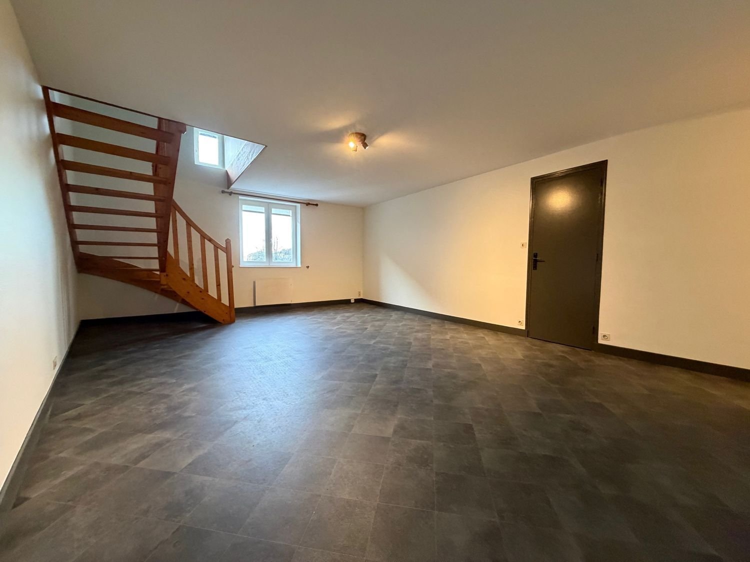 Appartement à louer, 58m², Saint-Léonard-de-Noblat