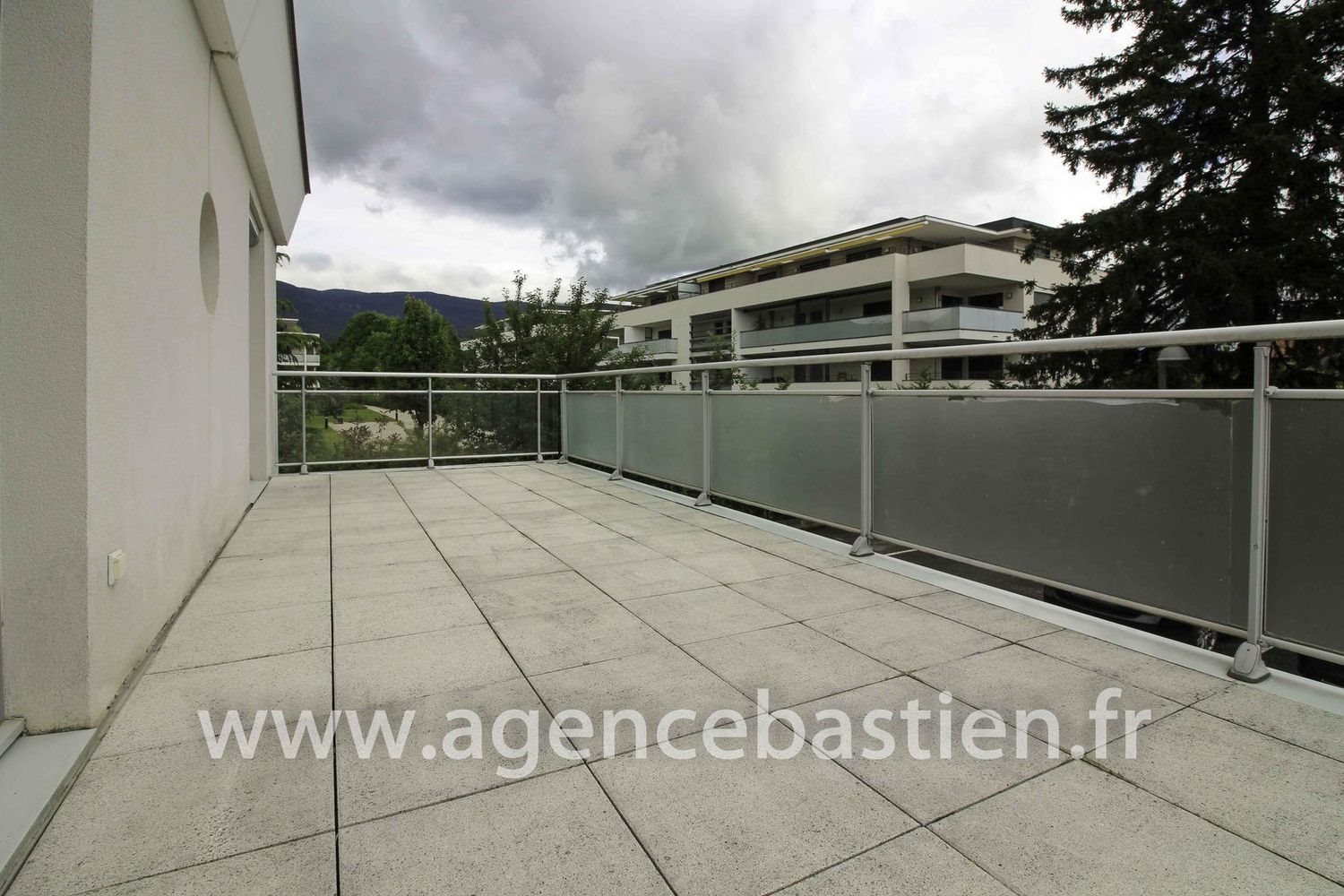 Appartement à vendre, 99m², Divonne-les-Bains