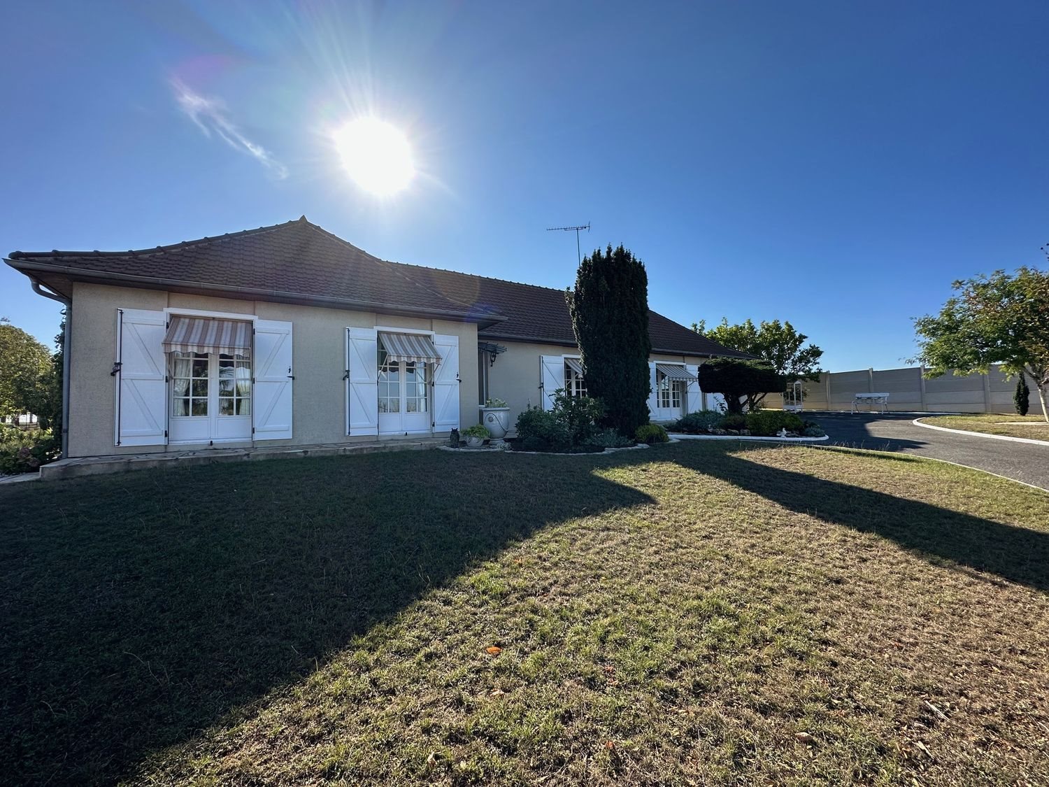 Maison à vendre, 130m², Sainte-Lizaigne