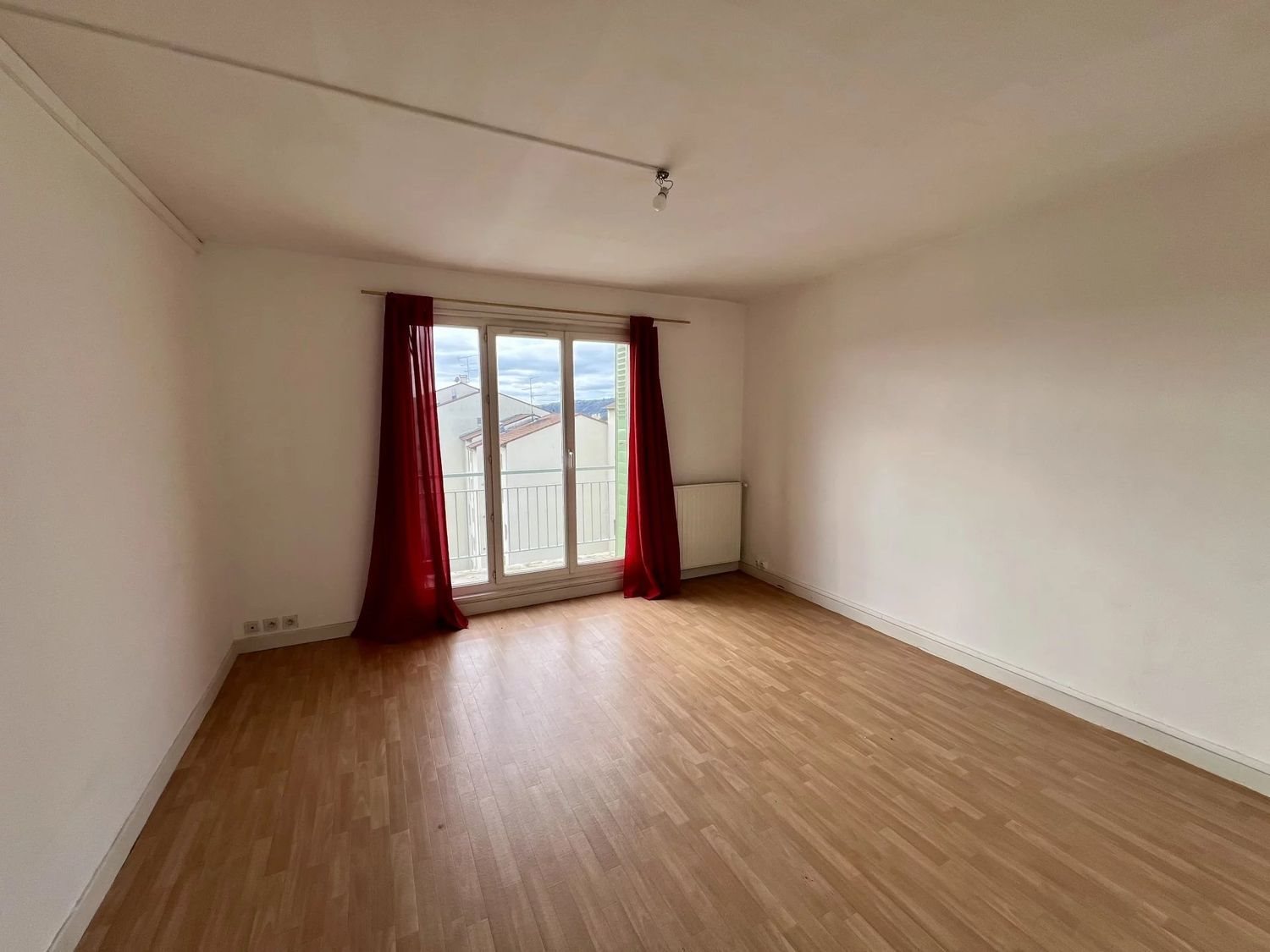 Appartement à louer, 56m², Guilherand-Granges