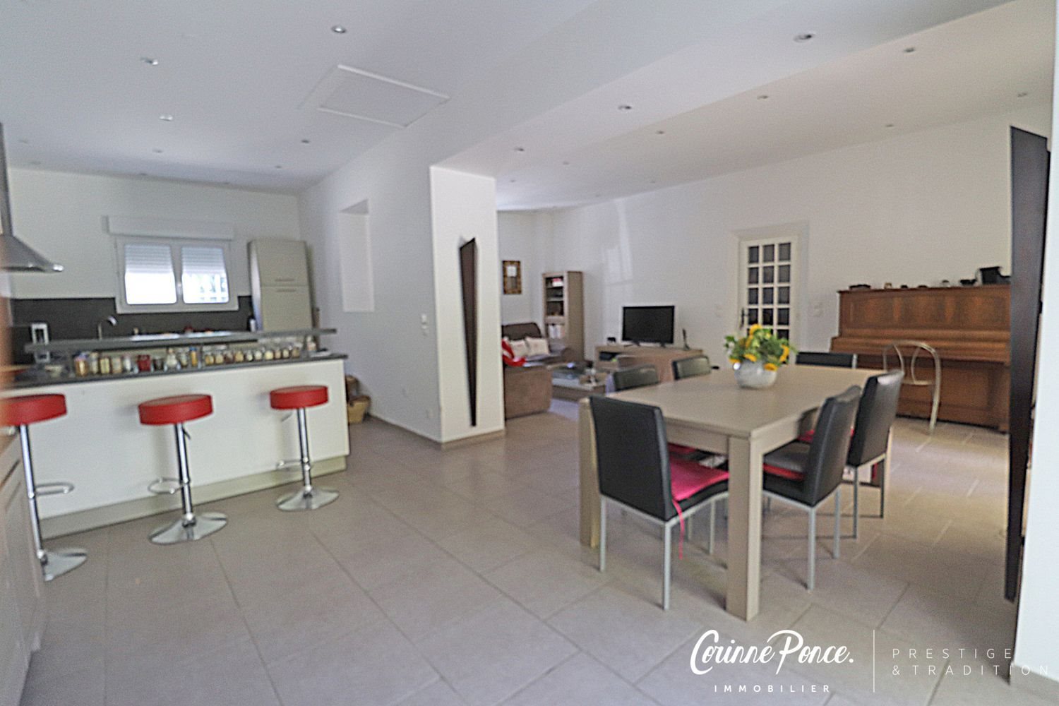 Maison à vendre, 220m², Nîmes