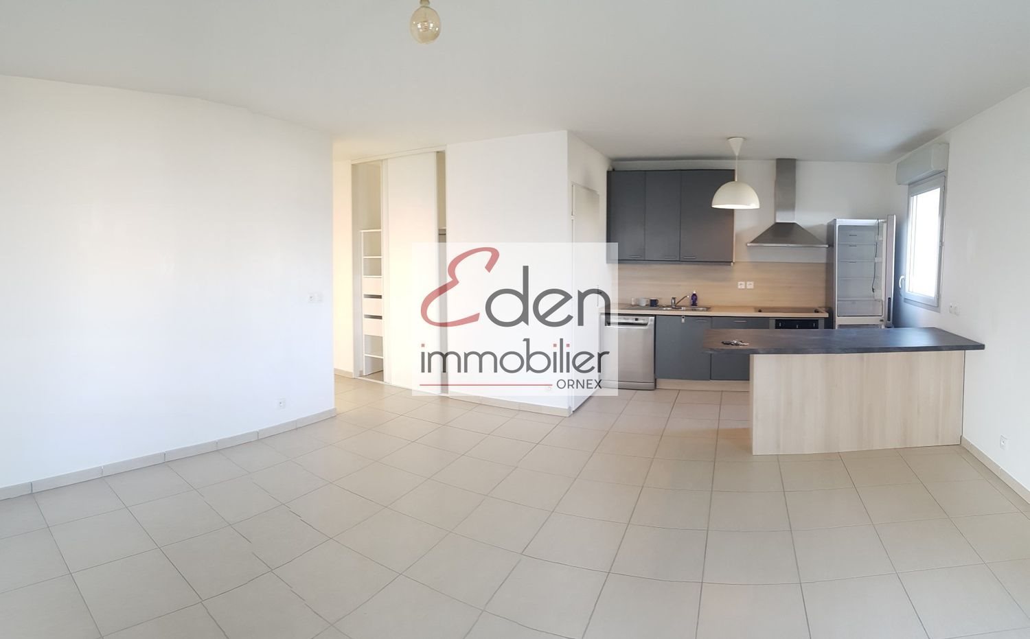 Appartement à louer, 89m², Ségny