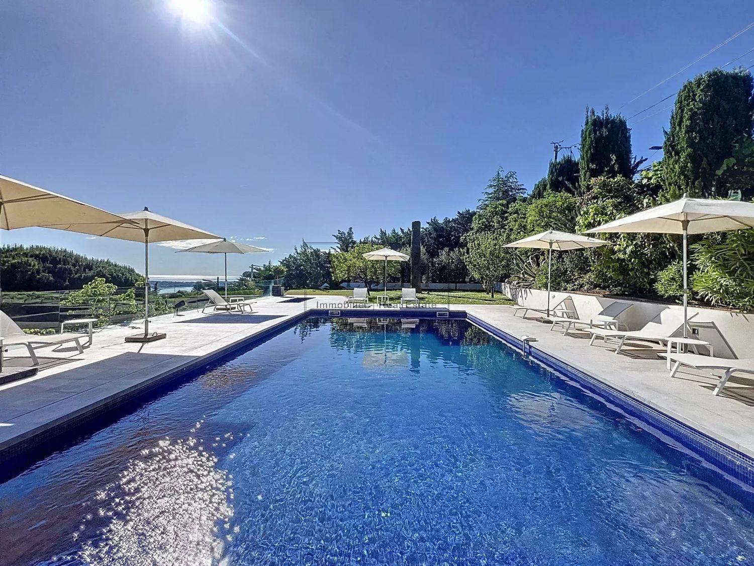 Maison à louer, 290m², Vallauris