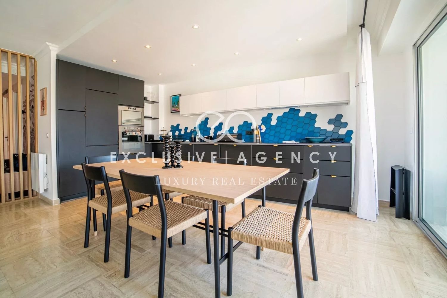 Appartement à louer, 82m², Cannes