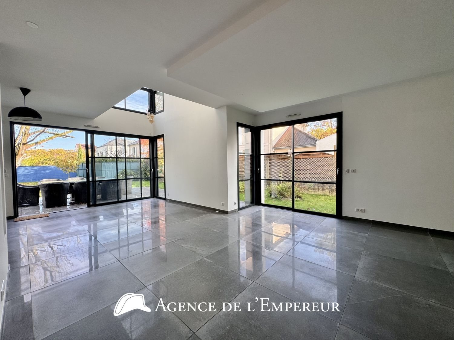 Maison à louer, 163m², Nanterre