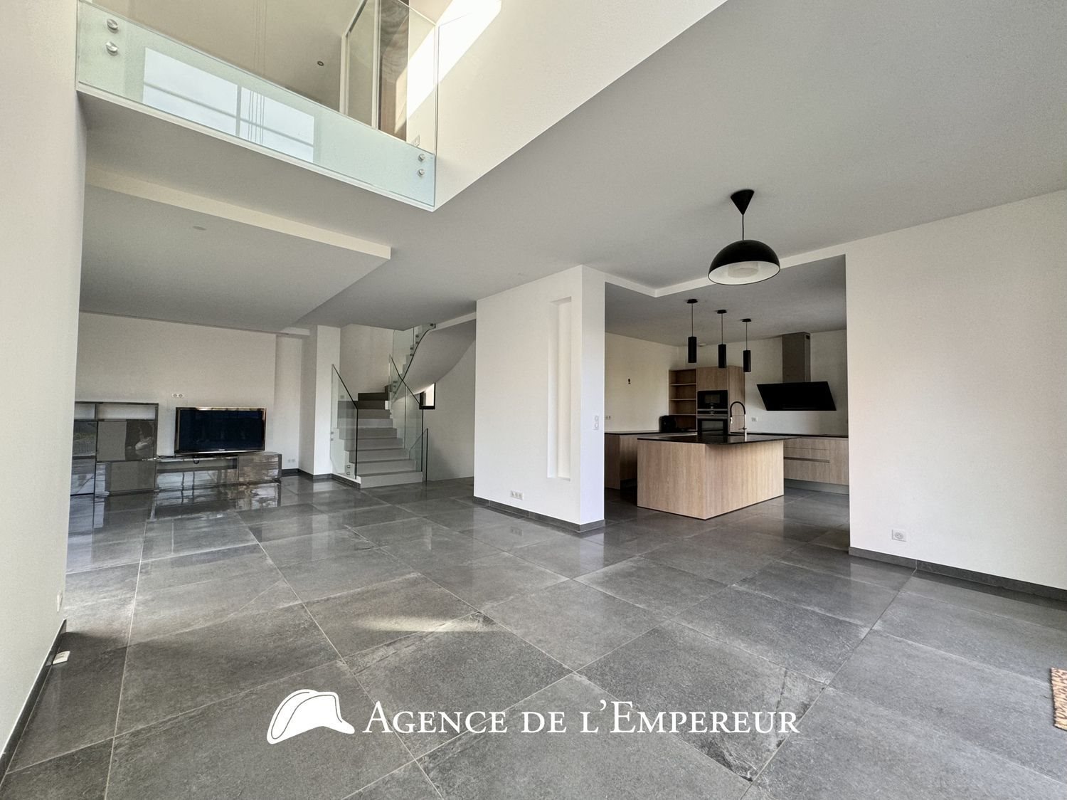 Maison à louer, 163m², Nanterre