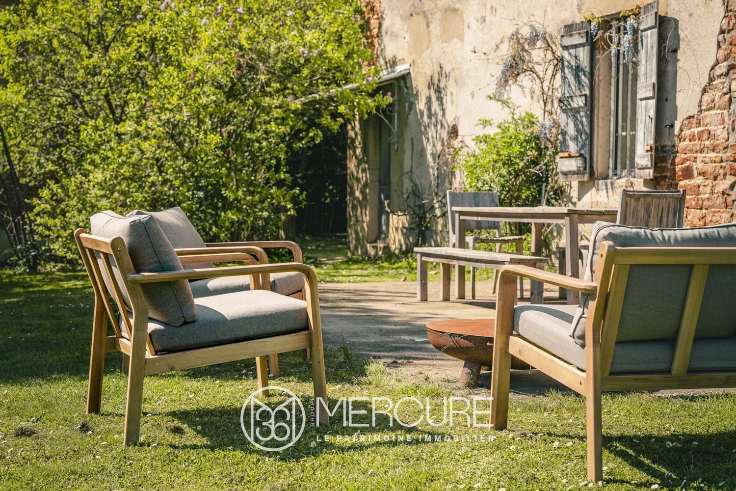 Maison à vendre, 326m², Perrex